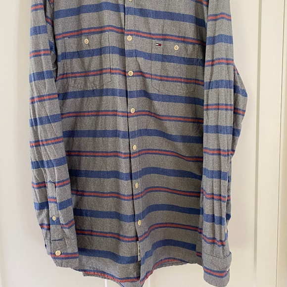 Men's Tommy Hilfiger Button Down - NWOT - Picture 2 of 9